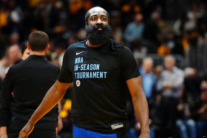 火箭队全员伤停危机，哈登担任当家球星