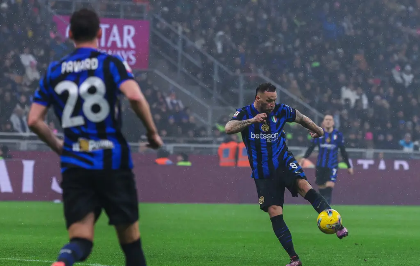 拉齐奥逆转战胜对手,士气大增 拉齐奥逆转战胜对手,士气大增