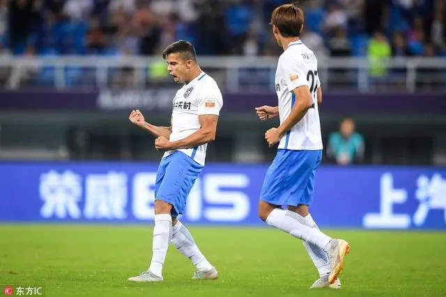 广州富力客场击败重庆斯威,喜获三分的简单介绍 广州富力客场击败重庆斯威,喜获三分的简单介绍