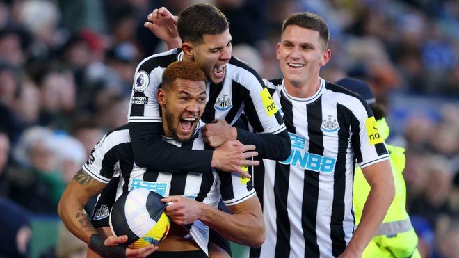 埃弗顿迎战水晶宫，实力对决引发期待