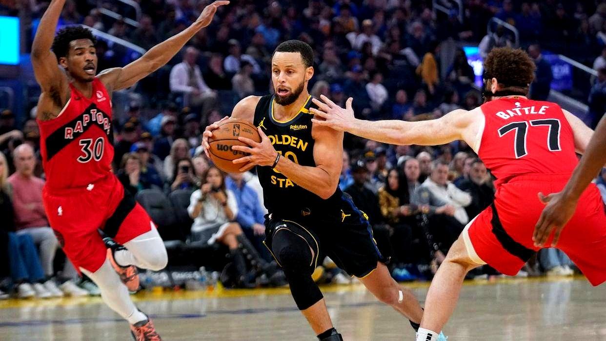 勇士前锋格林连续三场三双表现,成为MVP候选 勇士前锋格林连续三场三双表现,成为MVP候选