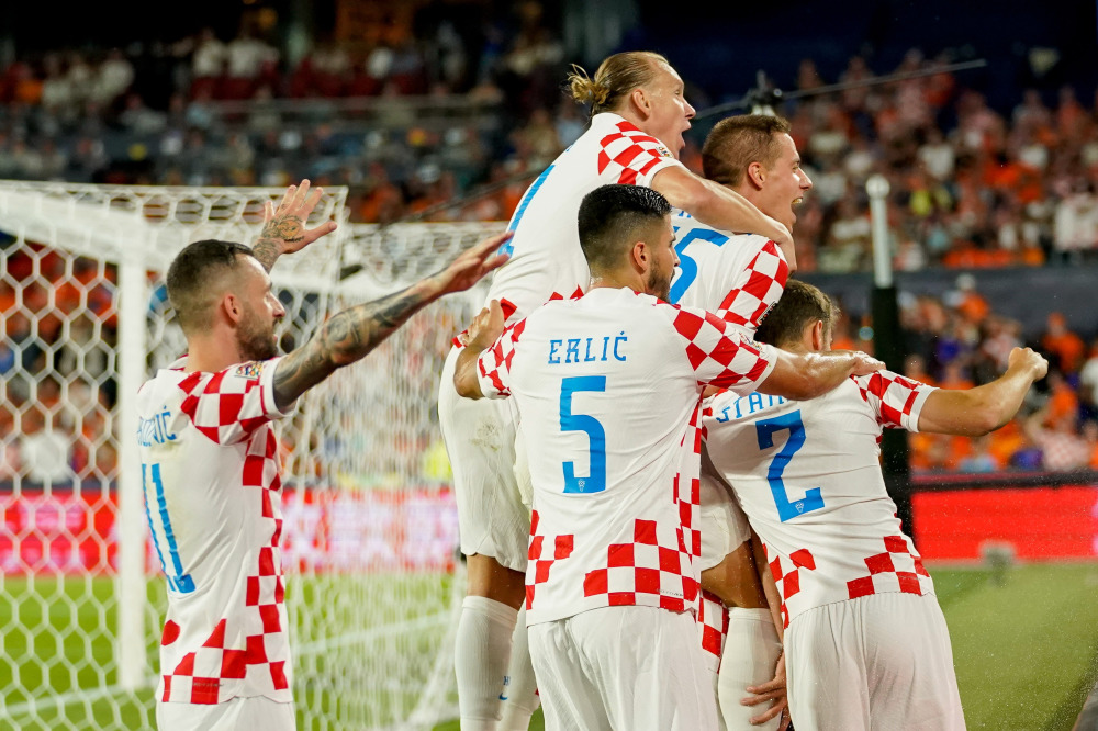 最后时刻逆转，克罗地亚惊险取胜