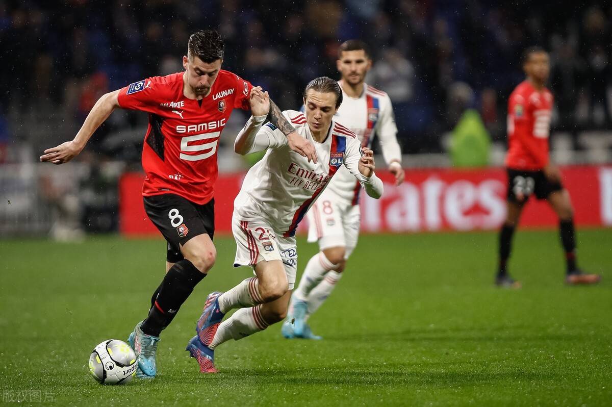 包含势均力敌：马赛背靠背对阵里昂和尼斯的词条