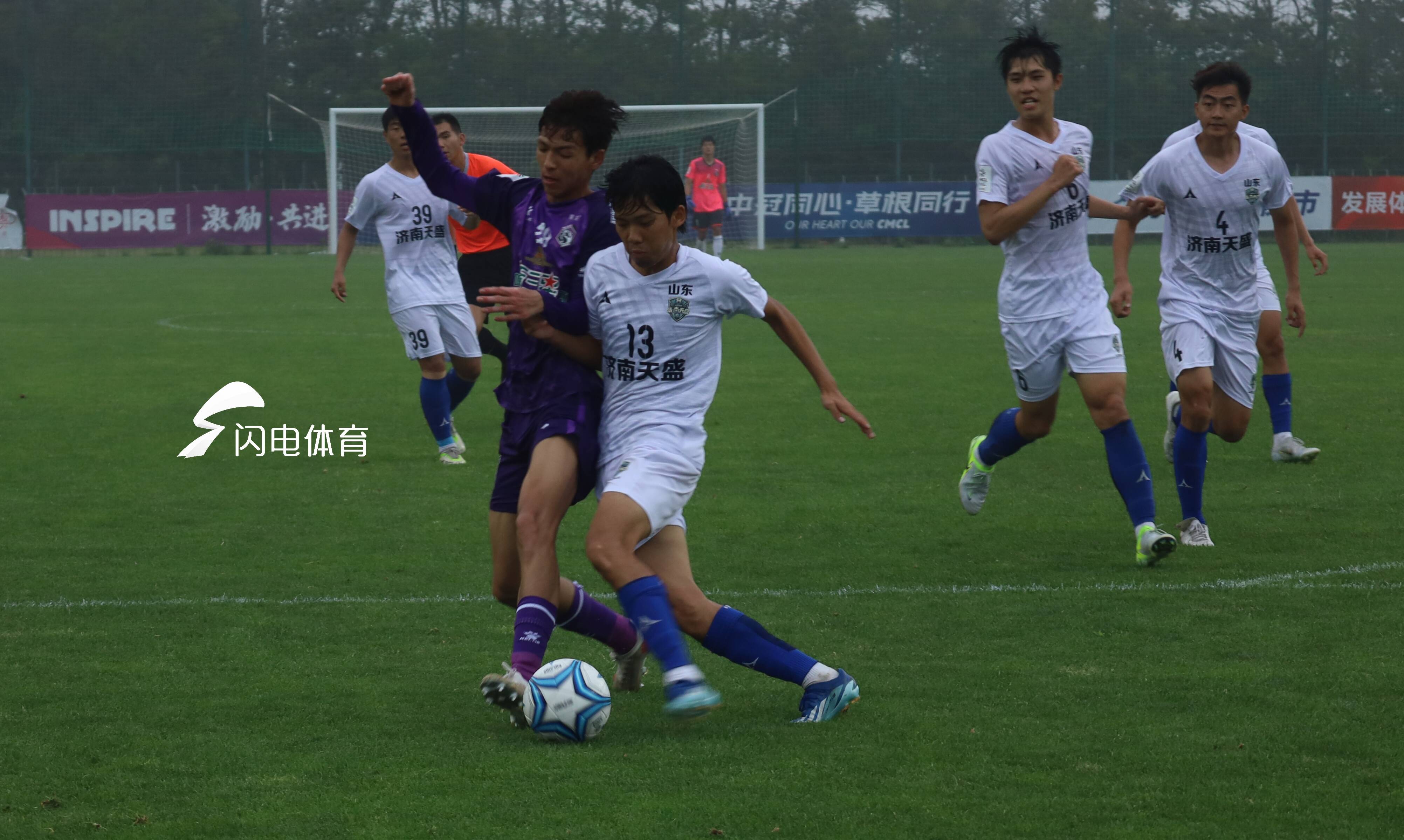 山东队在场上展现出色表现，在比赛中获胜的简单介绍