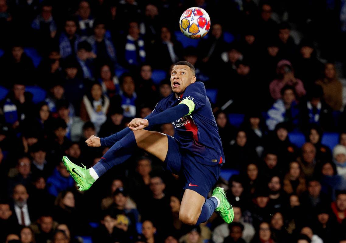 法甲球员个人表现优异,球迷瞩目的简单介绍 法甲球员个人表现优异,球迷瞩目的简单介绍