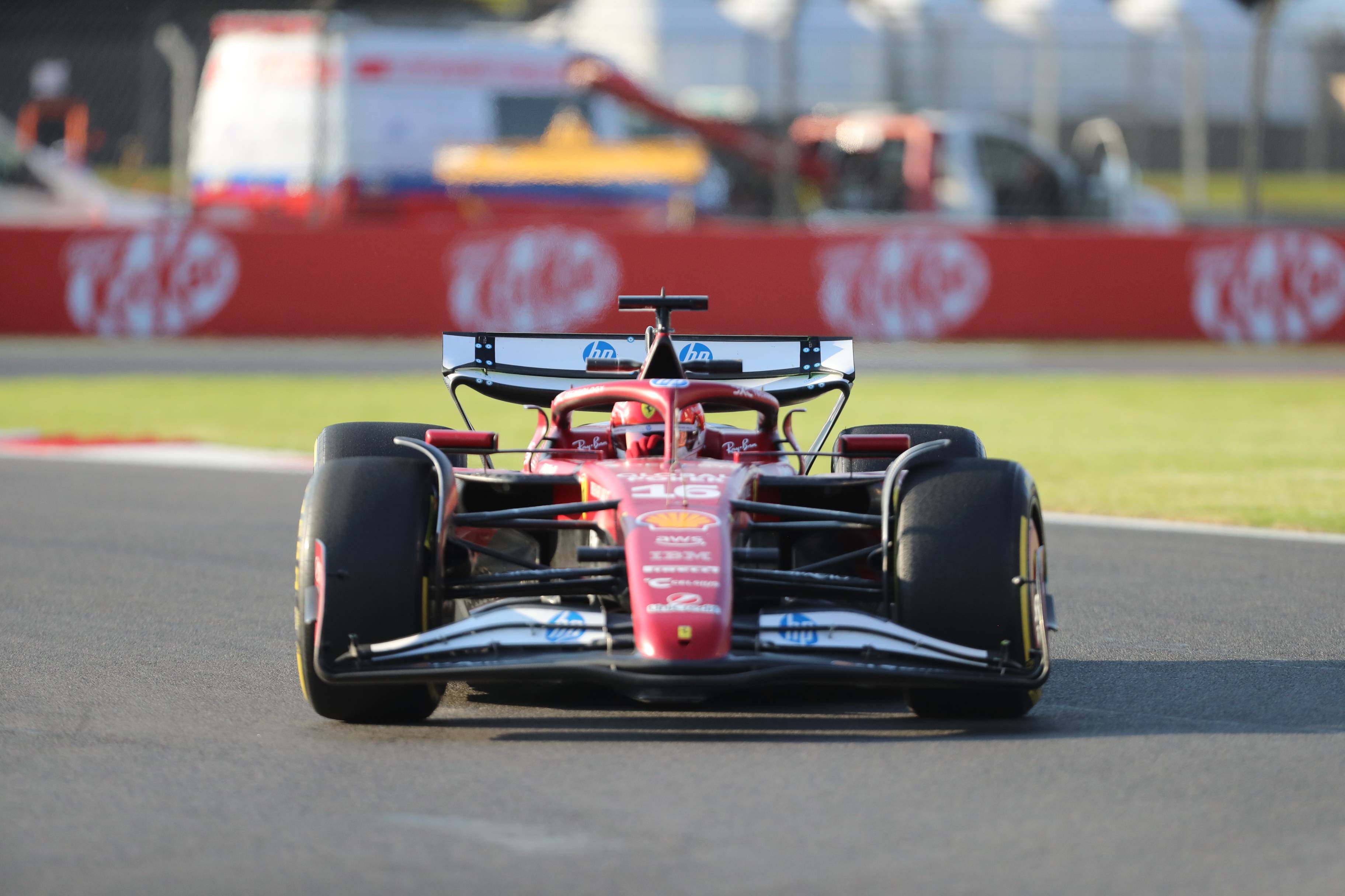 红牛二队力克阿斯顿马丁，阿隆索关键制胜的简单介绍