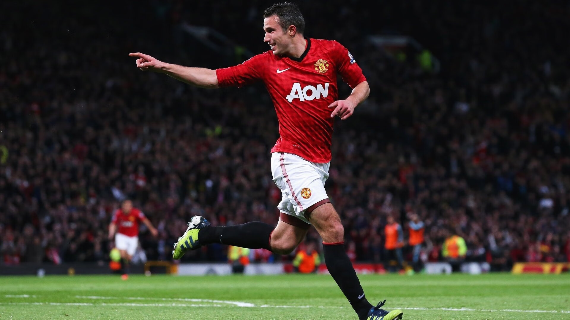 巴萨红蓝风暴席卷中国,哈兰德成破局关键先生