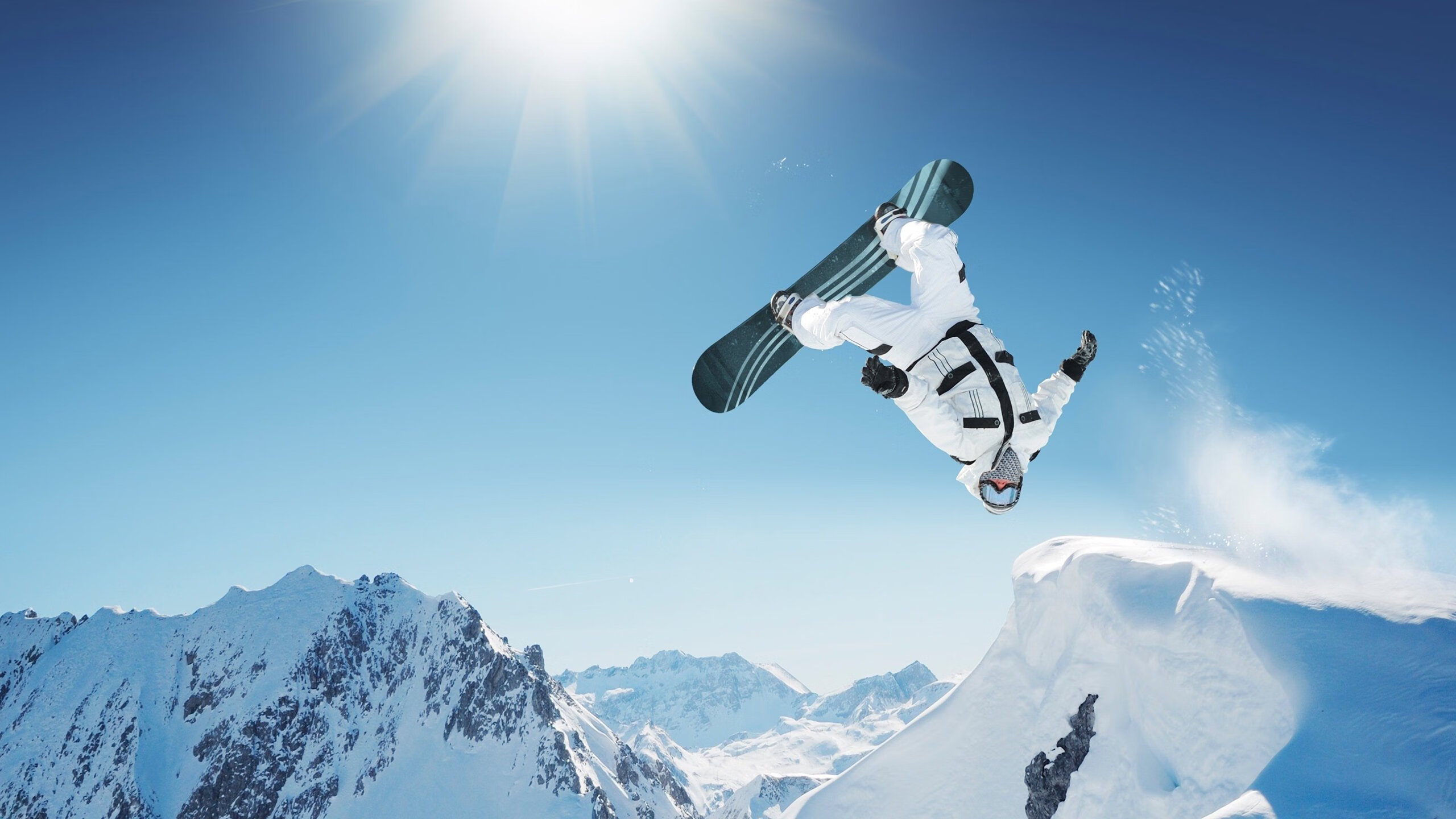 老特拉福德的巴西铁闸，卡塞米罗如何让三狮军团俯首